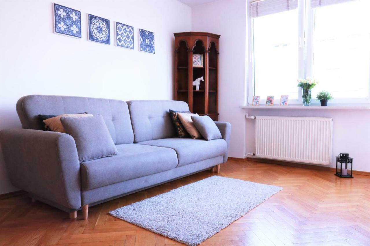 Cozy And Great Location By Cooee Apartments Varşovia Exterior foto