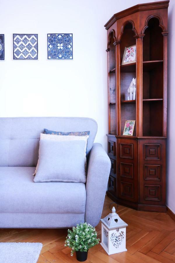 Cozy And Great Location By Cooee Apartments Varşovia Exterior foto